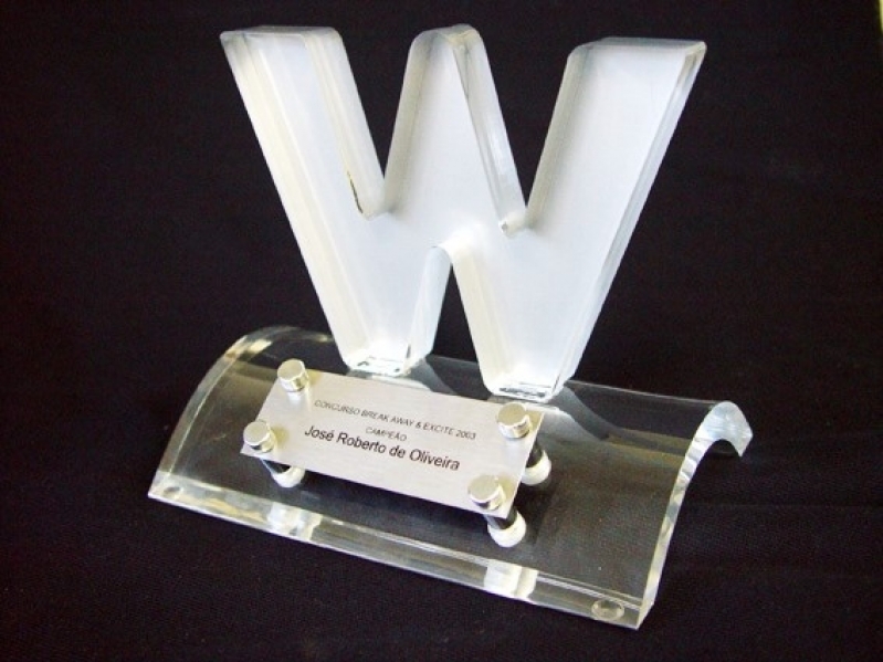 Troféu de Acrílico Coloridas Preço Natal - Troféu de Acrílico 3D Troféu de Acrílico Coloridas Preço Natal - Troféu de Acrílico 3D