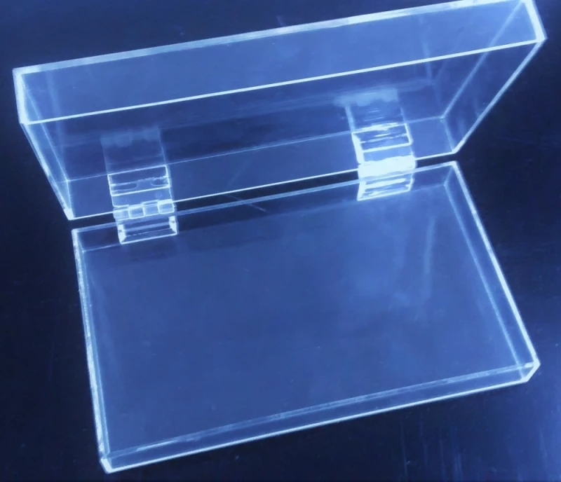 urna acrílica 15x15