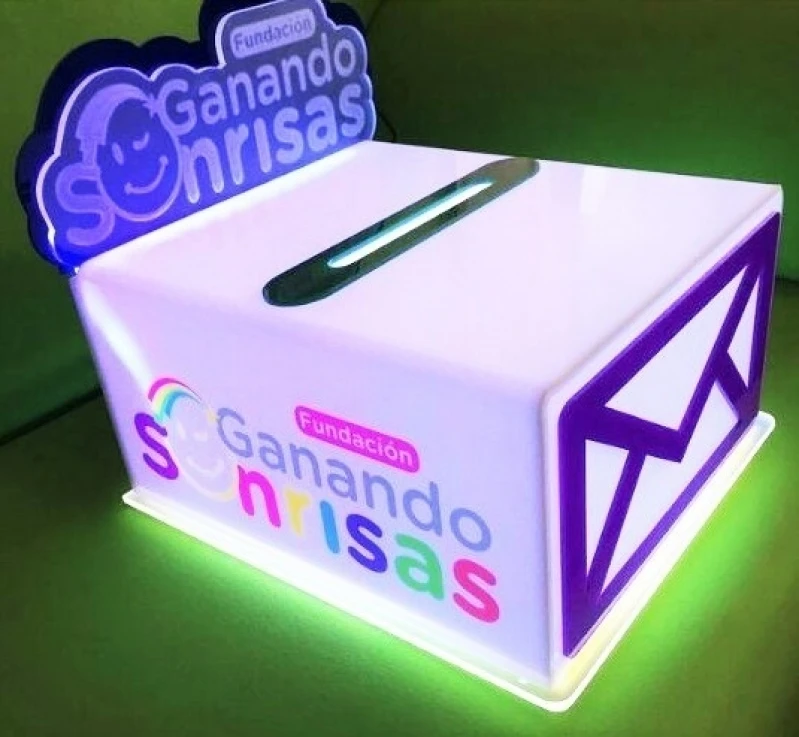 urna de acrílico comprar